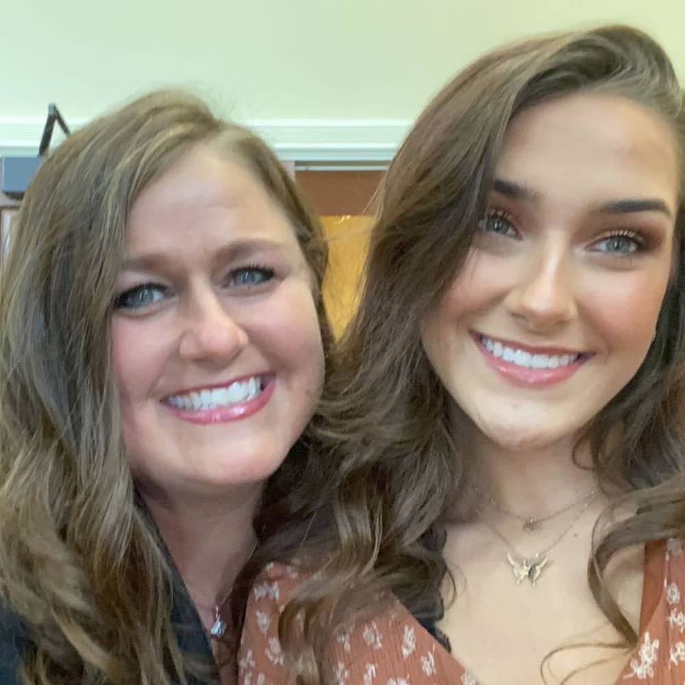 Meet your Posher, Desirre